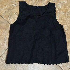 Black Sleeveless Top